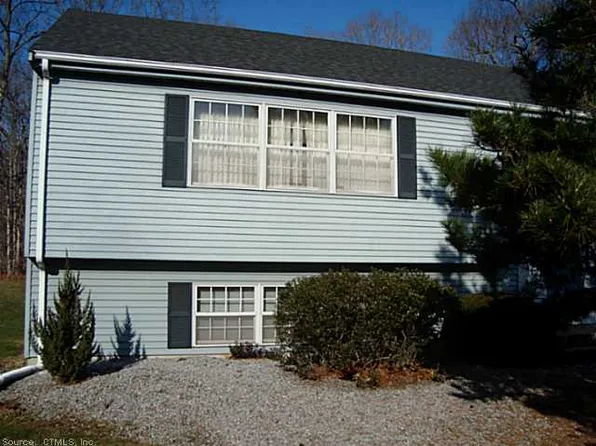 48 Brantwood Dr, Madison, CT 06443