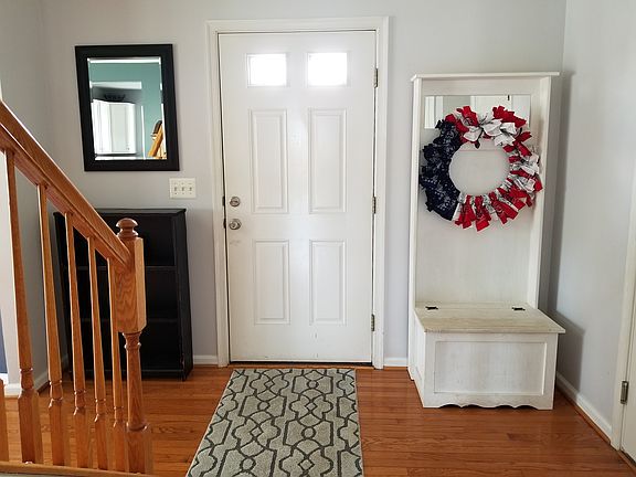 4th image of 6584 America Way