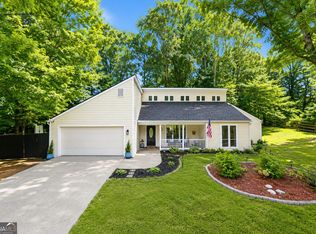 539 Charing Cross Dr, Marietta, GA 30066