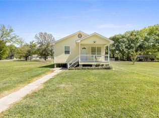 32762 Pea Ridge Rd, Albany, LA 70711