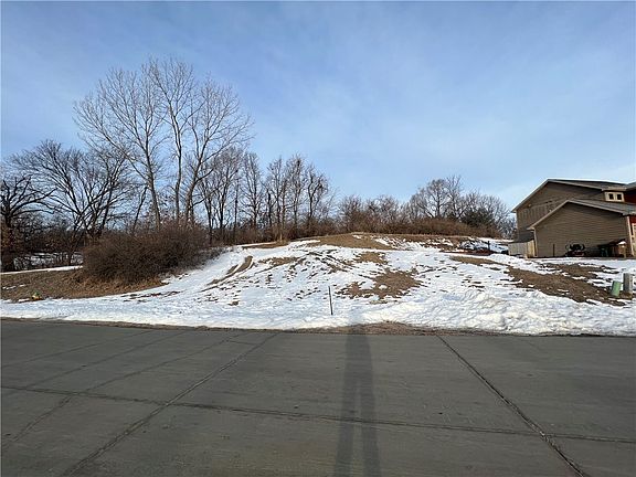2nd image of 5675 Arbor Lake Dr