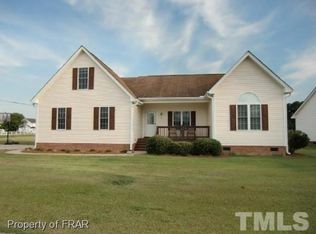 101 Covington Ln, Dunn, NC 28334