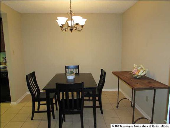 4th image of 4780 Towering Oaks Dr
