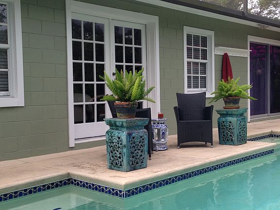 French doors lead to deck