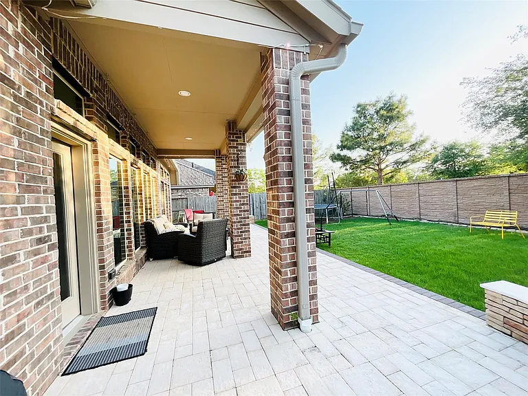 2507 Elmwood Trl — Photo 31