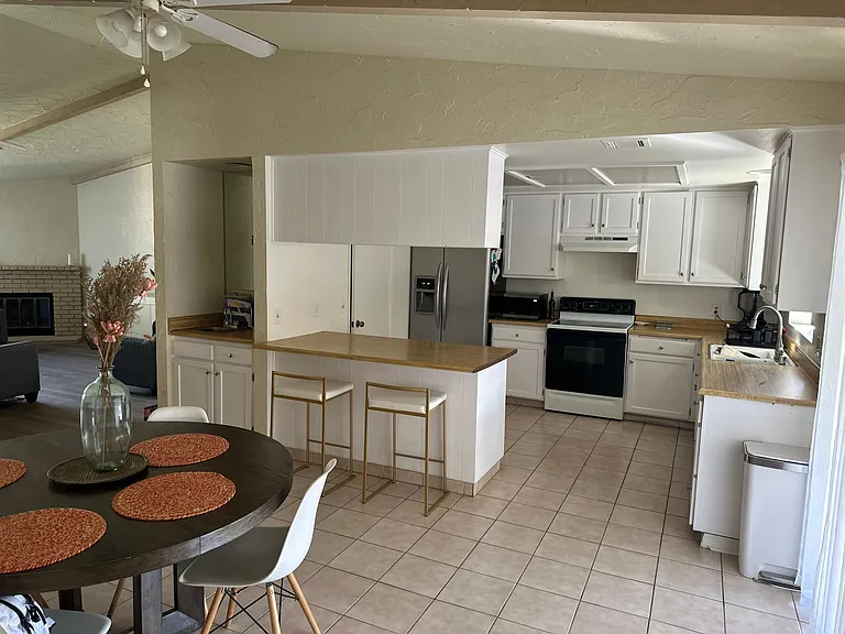 53355 Avenida Mendoza — Photo 4