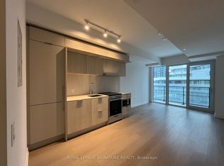 448 Burnhamthorpe Rd W #312, Mississauga, ON L5B 3C2