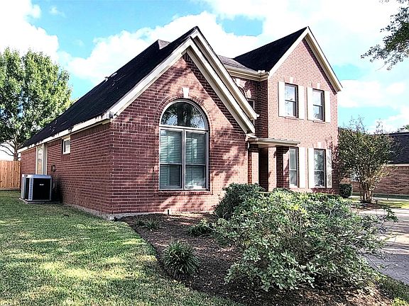 3rd image of 2214 Old South Dr