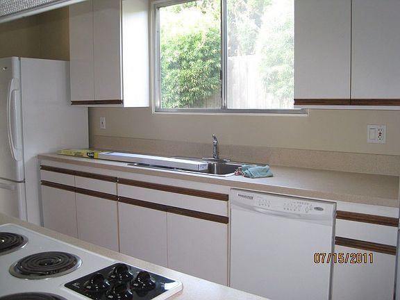 5th image of 9477 Goodwick Ct