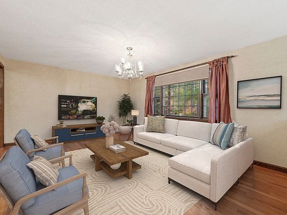 3rd image of 91 Delorenzo Dr