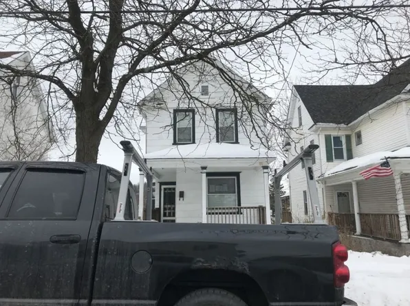 830 Maple St, Scranton, PA 18505