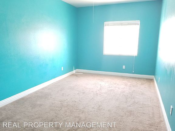 3rd image of 589 Grimsby Ave