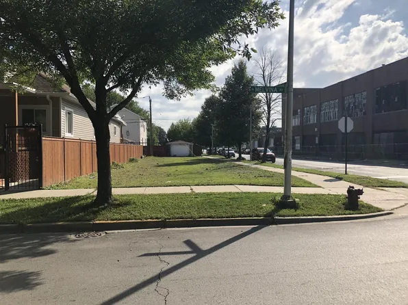 2101 N Melvina Ave, Chicago, IL 60639