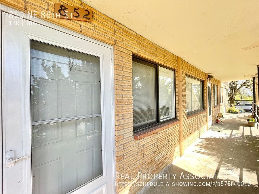 1st image of 850 NE 86th St