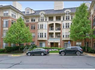 1855 Stratford Park Pl APT 214, Reston, VA 20190