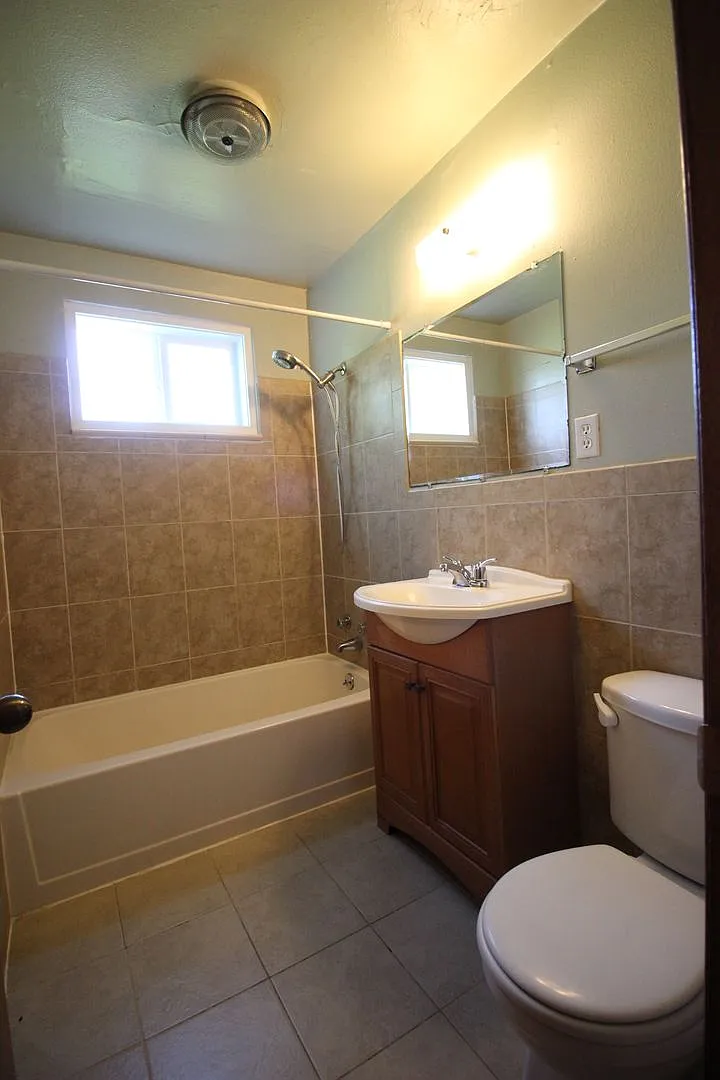 1114 Gard Pl. — Photo 4