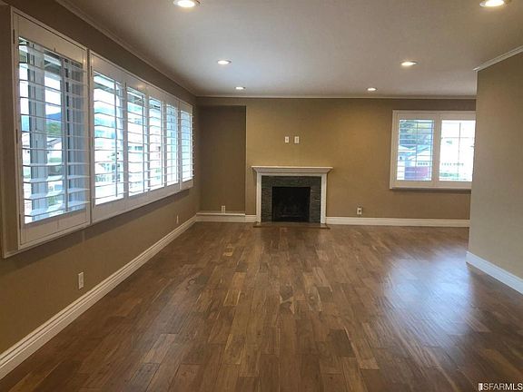 2nd image of 205 Camaritas Ave