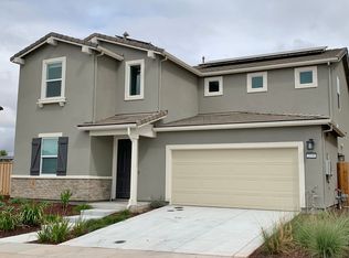 2130 Brighton Dr, Hollister, CA 95023