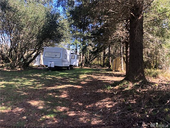 3rd image of 798 Wawona Ave SW
