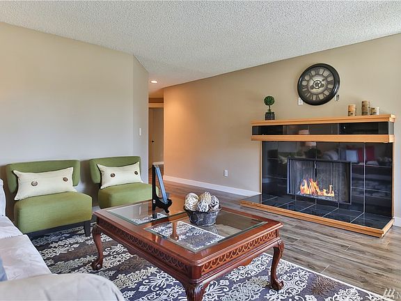5th image of 23403 Lakeview Dr