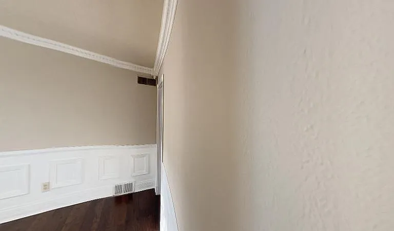 Faulkner Court Apartments — Photo 15