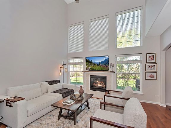 3rd image of 1162 Lily Field Ln Unit 1162