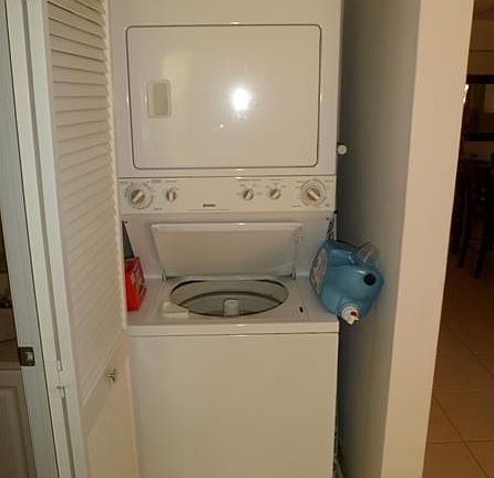 4th image of 12069 Royal Palm Blvd