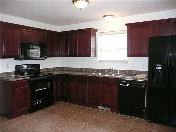 4th image of 712 S Casa Grande Ave