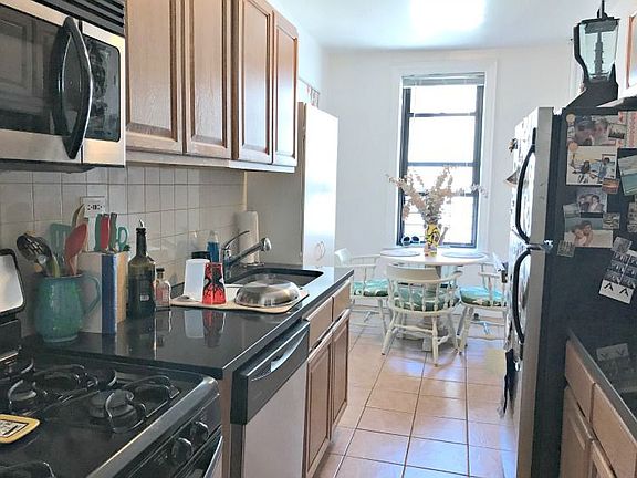 2nd image of 486 Brooklyn Ave APT E10
