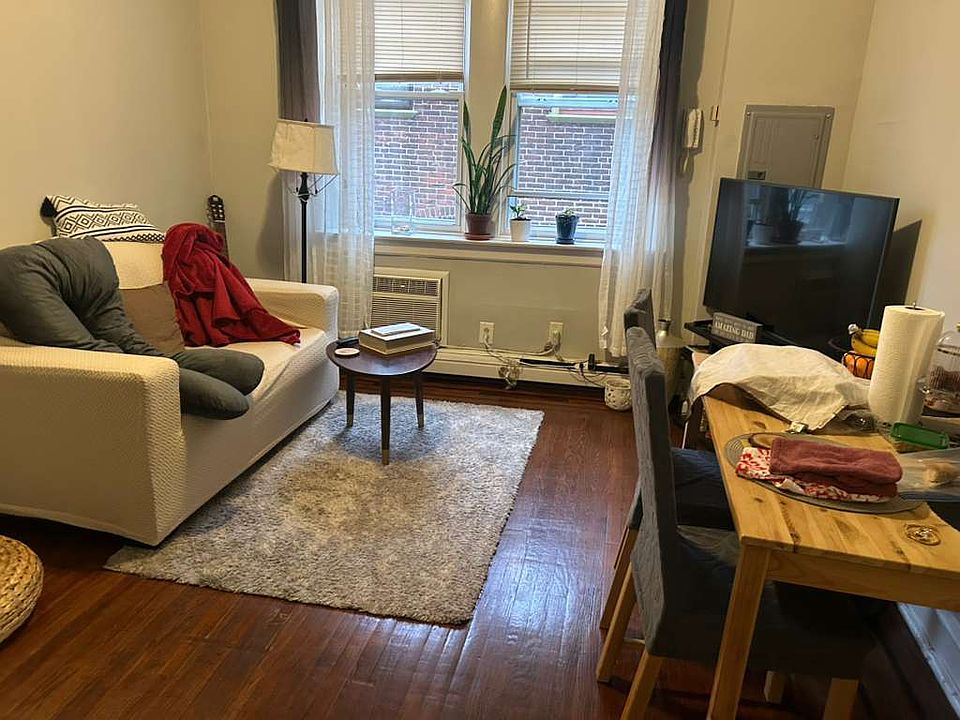 1st image of 4537 Osage Ave #25