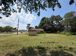 3164 Centerville Rd, Vadnais Heights, MN 55127
