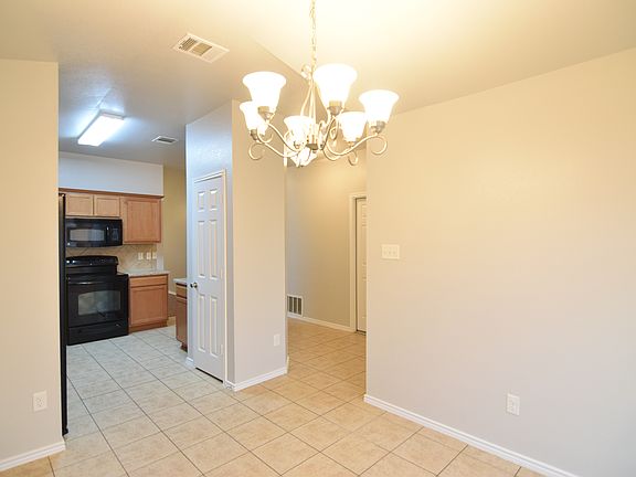 4th image of 5106 Lions Gate Ln