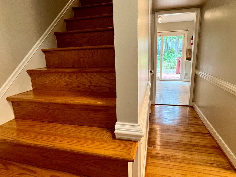331 Glenpark Ln — Photo 17