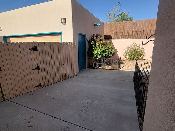 4th image of 4169 Monte Azul Loop