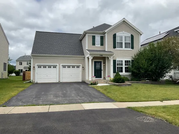 746 S Waterbury Dr, Round Lake, IL 60073
