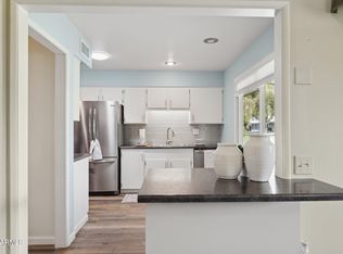 19033 N Signal Butte Cir, Sun City, AZ 85373