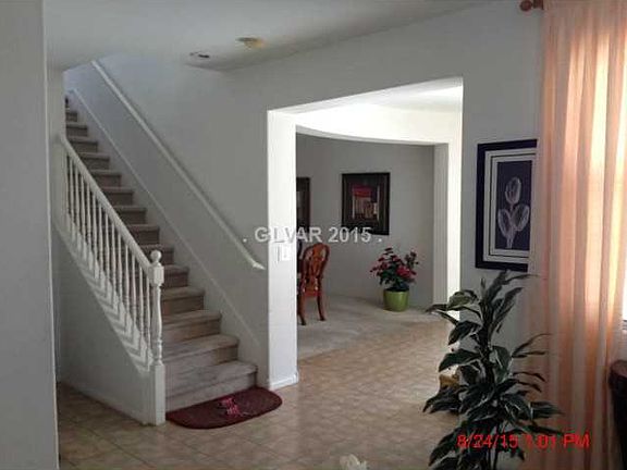 4th image of 5782 Blackbirch St