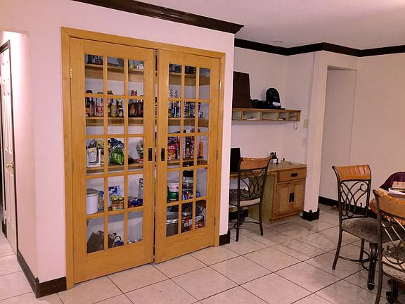 Pantry and small desk area