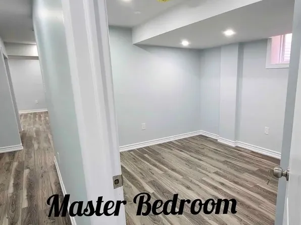 14 Towers St, Ajax, ON L1T 0J5