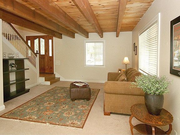 3rd image of 7479 Rosanna St