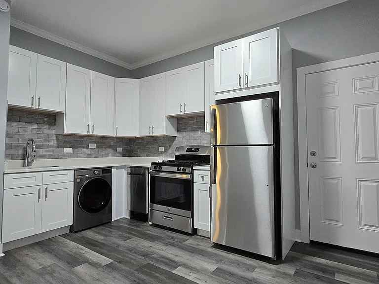 917 W Waveland Ave #A — Photo 1