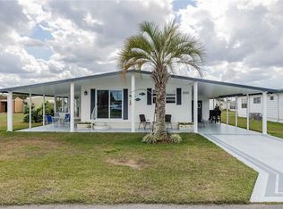 36806 Niles Dr, Zephyrhills, FL 33542