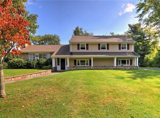 116 Far Horizon Dr, Easton, CT 06612