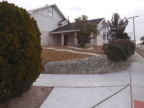 2nd image of 800 Hempstead Dr