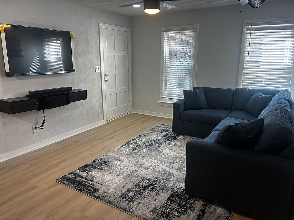 1st image of 322 Washington St APT A