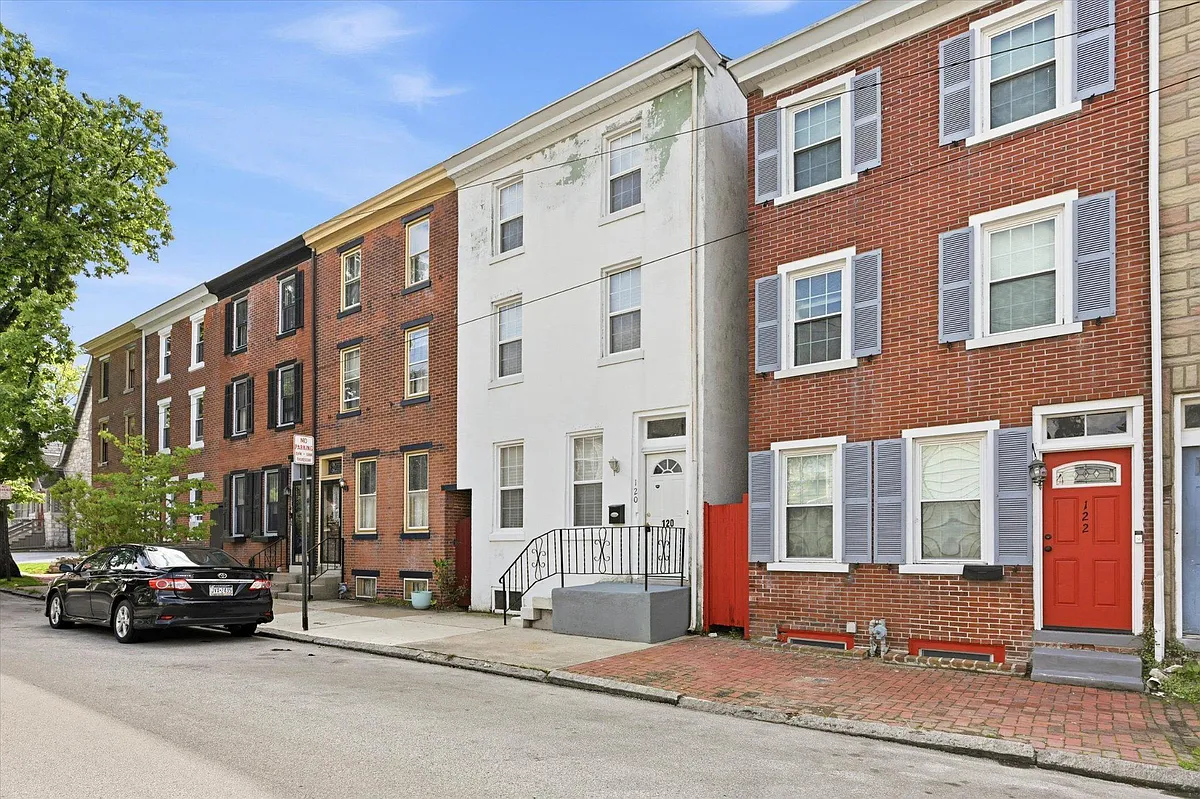 Building Photo - 120 W Barnard St