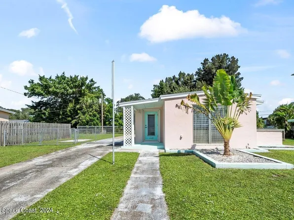 1049 Cable Ln NE, Palm Bay, FL 32905