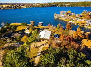 1710 Island Village Ct, Granbury, TX 76048