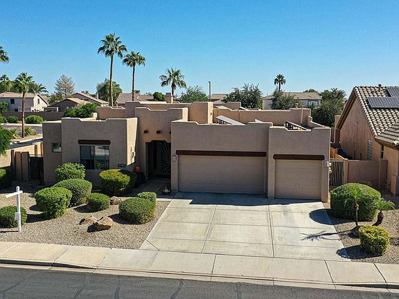 3rd image of 3289 N 144th Drive