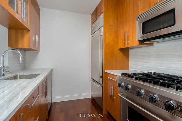 Sold by Town Residential | media 9